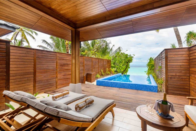 Lily Beach Resort & Spa Lily_Beach_Beach_Suite_Pool