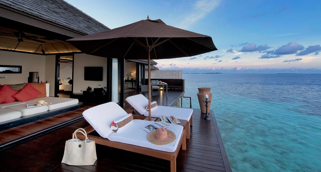 Lily Beach Resort_Lily_Beach_Sunset_Water_Villa_13