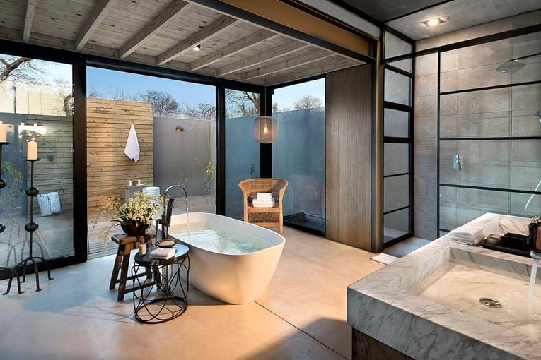 Lion Sands Ivory Lodge | Exclusive Tours bathroom-lion-sands-ivory-lodge-sabi-sand