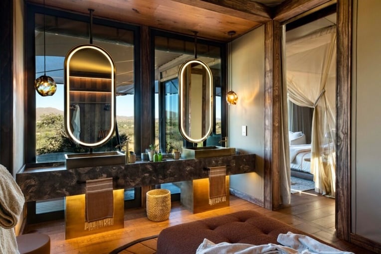 Loapi Tented Camp, JAR – Tswalu Kalahari Reserve | Exclusive Tours Loapi-Bathroom-Andrew-Morgan-min-1024x683