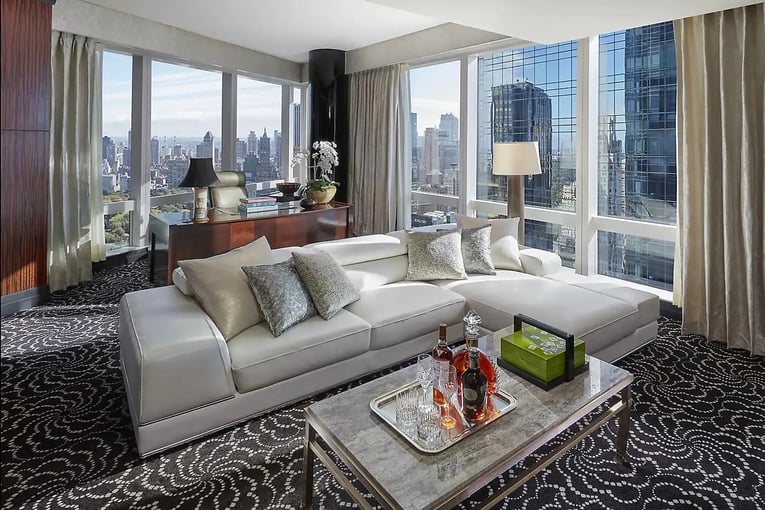Mandarin Oriental New York new-york-2017-suite-presidential-study-01