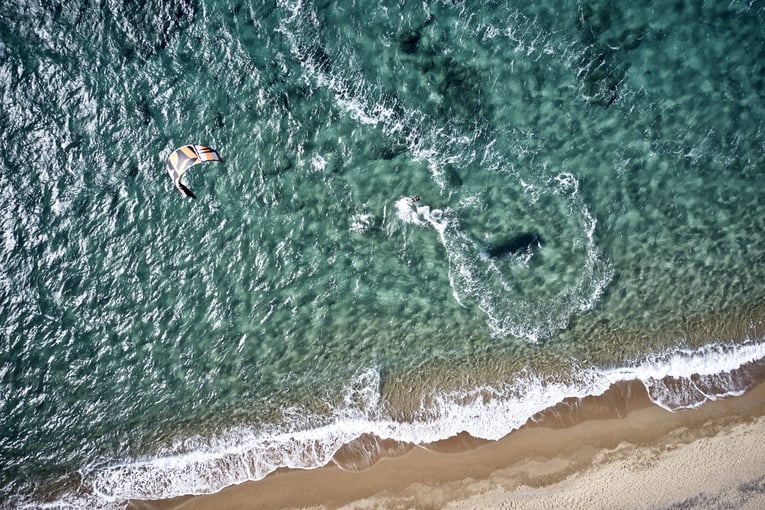 Mandarin Oriental, Costa Navarino costa-navarino-activities-kite-surfing