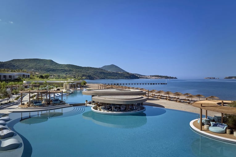 Mandarin Oriental, Costa Navarino costa-navarino-ormos-beach-club-pool