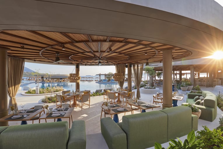 Mandarin Oriental, Costa Navarino costa-navarino-tahir-restaurant