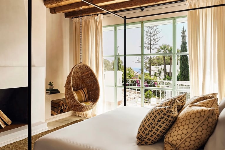 Marbella Club VILLAS mch-sep177304-villaan-il-c1-jpeg-low-opt_square