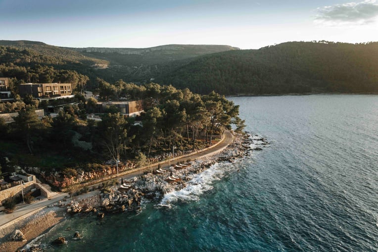 Maslina Resort 5*, Hvar Island, Croatia 02_Maslina Resort_LIFESTYLE_Aerial view_2023