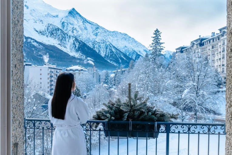 Mont Blanc Chamonix hotel-montblanc-montagne-alpes-2022-1024x680