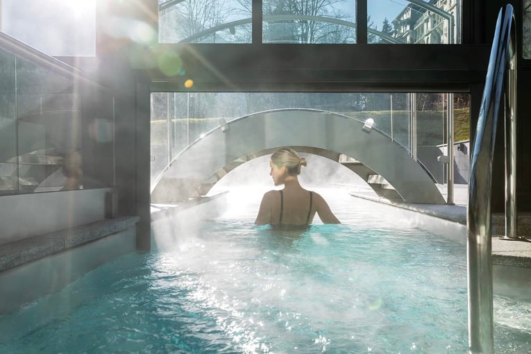 Mont Blanc Chamonix piscine-hotel-montblanc-clarins-1650x1000