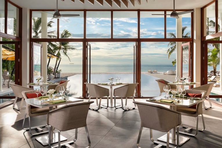 Niyama Private Islands Maldives niyama_maldives_epicure_interior_1920x1037