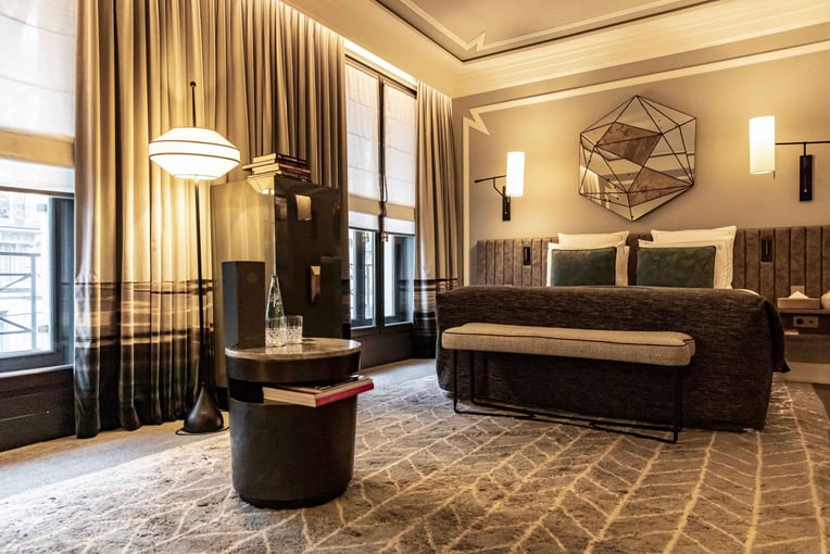 Nolinski Paris hotel-5-etoiles-luxe-nolinski-paris-chambre-deluxe1