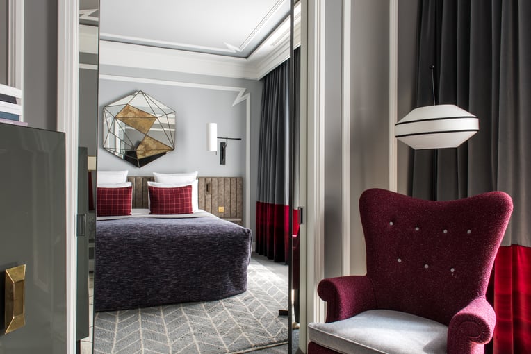 Nolinski Paris hotel-5-etoiles-luxe-nolinski-paris-junior-suite-1-guillaume-de-laubier
