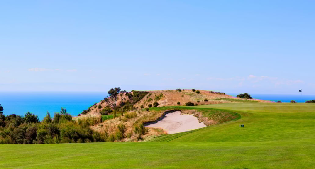 Nový Zéland Cape Kidnappers GOLF shutterstock_314472104