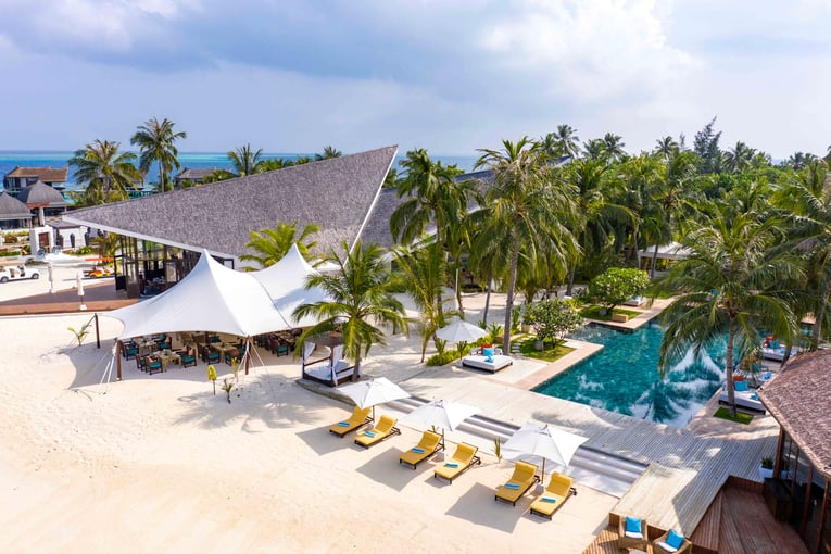 OZEN RESERVE BOLIFUSHI - Main Pool Aerial 8