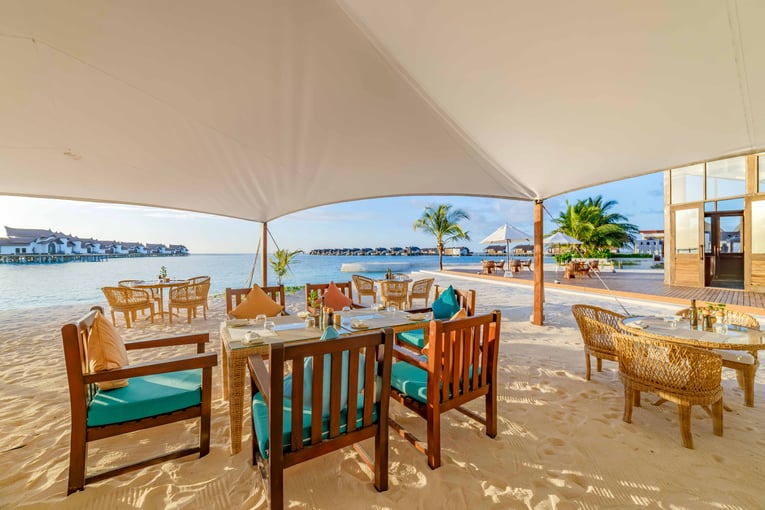 OZEN RESERVE BOLIFUSHI - VISTA DEL MAR - Marquee