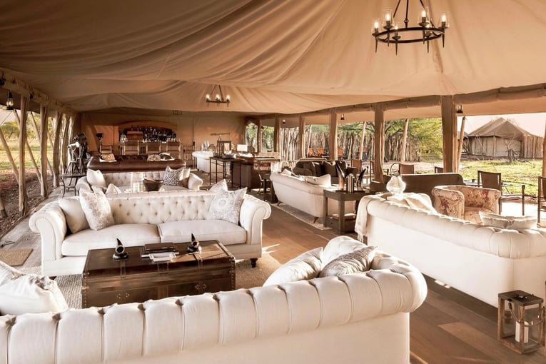 One Nature Nyaruswiga ONH-HotelNGallery-Lounge