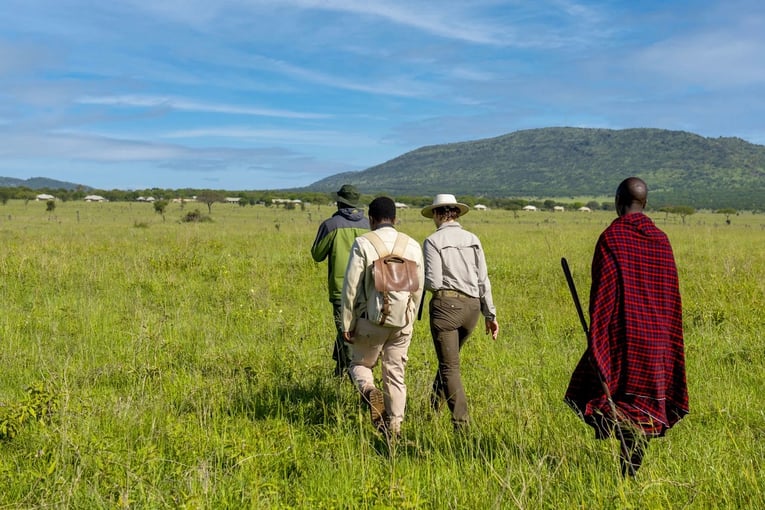 One Nature Nyaruswiga walking2
