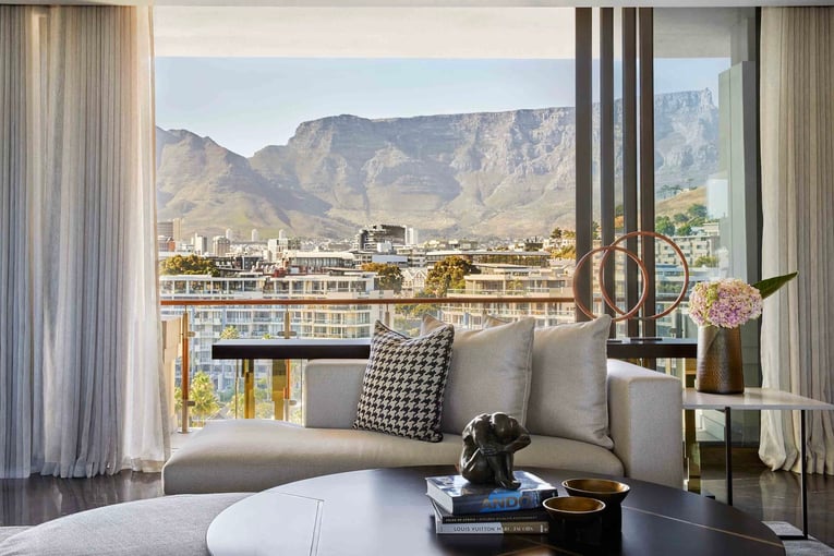 One&Only Cape Town ooct-lions-head-penthouse-lounge
