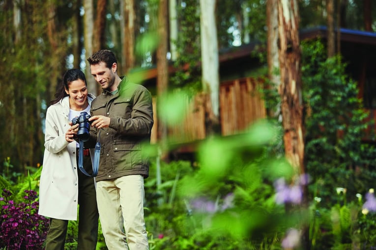 One&Only Gorillas Nest oogn-lifestyle-couple-camera-1