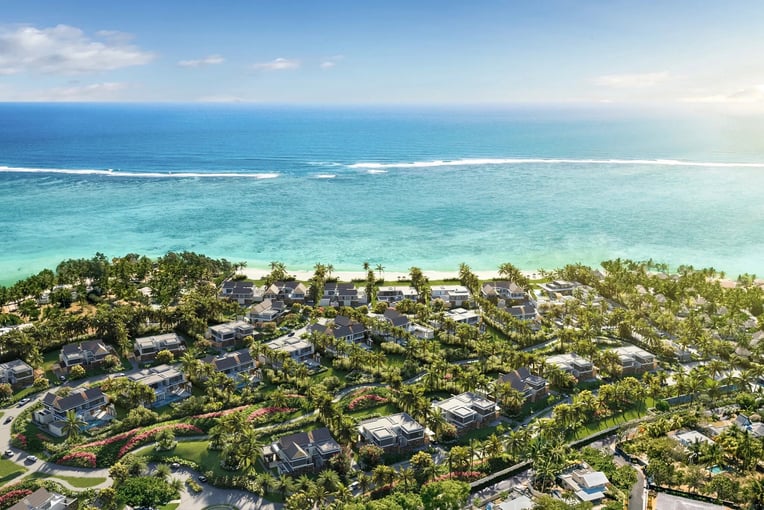 One&Only Le Saint Géran, Mauricius – Belle Mare | Exclusive Tours 01 OOPHSG Aerial towards the sea