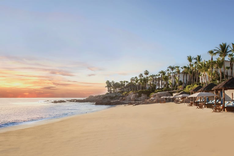 One&Only Palmilla, Mexiko – San José del Cabo | Exclusive Tours oopa-pelican-beach-1