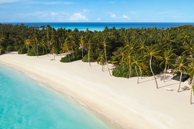 One&Only Reethi Rah OO_RR_Exteriors_Drone_Beaches_0913_MASTER
