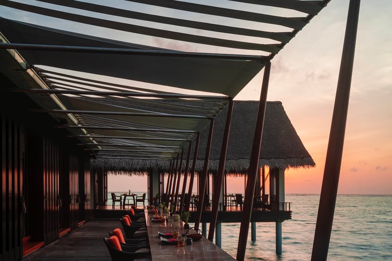 One&Only Reethi Rah OO_RR_FB_Tapasaki_SideTerrace_Twilight_1548_LS_MASTER