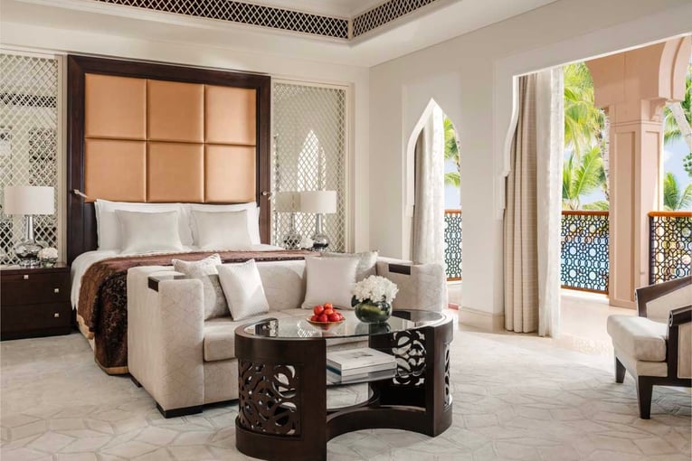 One&Only The Palm OO_ThePalm_Accommodation_MansionKingPrem_Main_2153_MASTER_Small