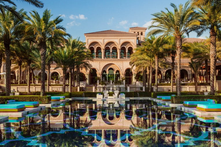 One&Only The Palm OO_ThePalm_Pool_MainPool_Hero_0525_MASTER_Vertical