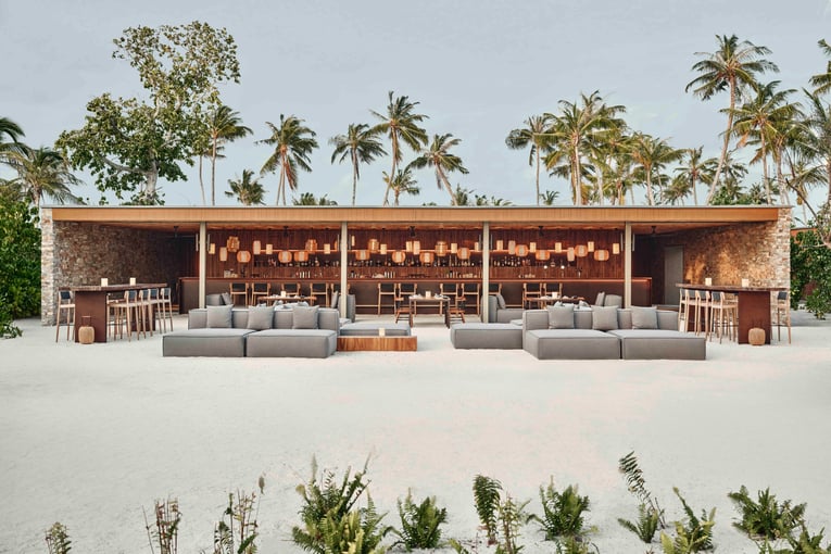 PATINA_MALDIVES_F_B_FARI-BEACH-CLUB_EXTERIOR