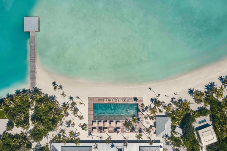 PATINA_MALDIVES_MAIN-POOL_VELI_BAR_POOL_AERIAL