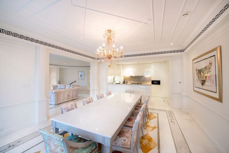 Palazzo Versace Dubai 3-bed-residence-dining-area-2-edited
