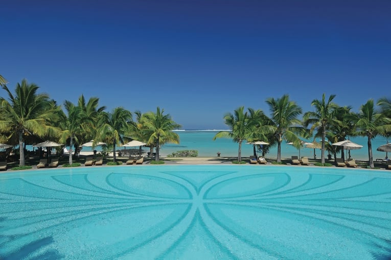 Paradis Beachcomber Golf Resort & Spa  daca6459e89efbf031f8567747d1b8053efa03d6226e66c06a090daf336224dd 2-1