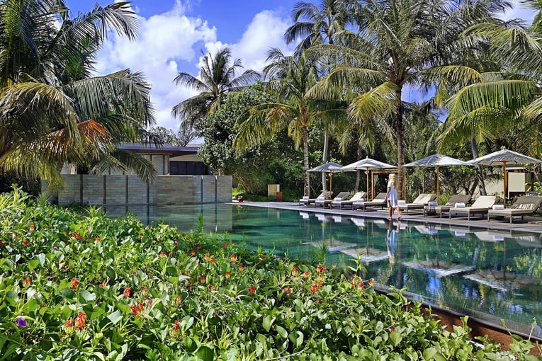 Park Hyatt Maldives Hadahaa Park-Hyatt-Maldives-Hadahaa-P292-Spa-Pool.16x9