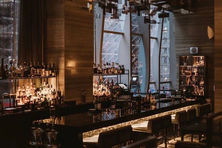 Park Hyatt NY NYCPH-P0681-Living-Room-Bar-Evening-Horizontal.16x9