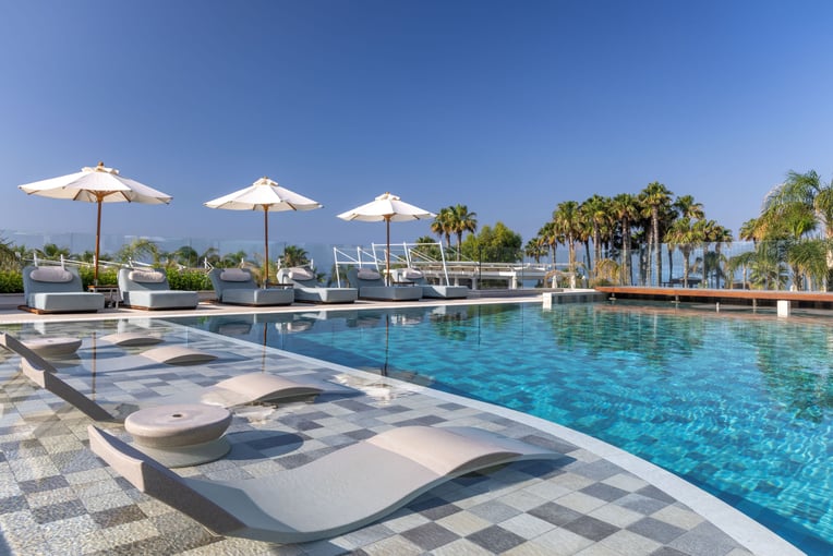 Parklane, Luxury Collection Resort & Spa lc-pfomd-adultlifestyle-pool-26481-37411_Classic-Hor