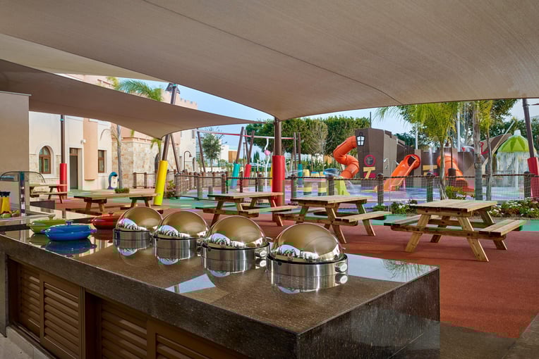 Parklane, Luxury Collection Resort & Spa pfomd-park-kidz-buffetarea-7054-hor-clsc
