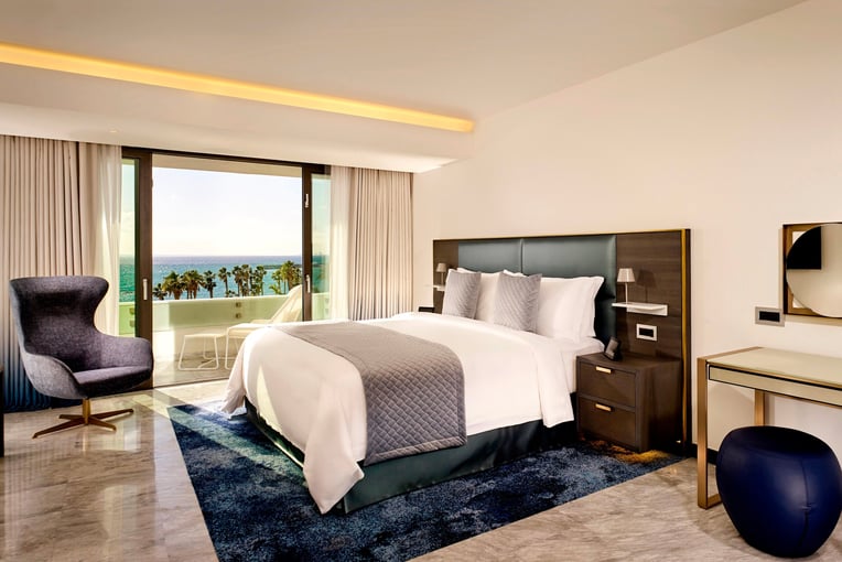 Parklane, Luxury Collection Resort & Spa pfomd-suite-seaview-2797-hor-clsc