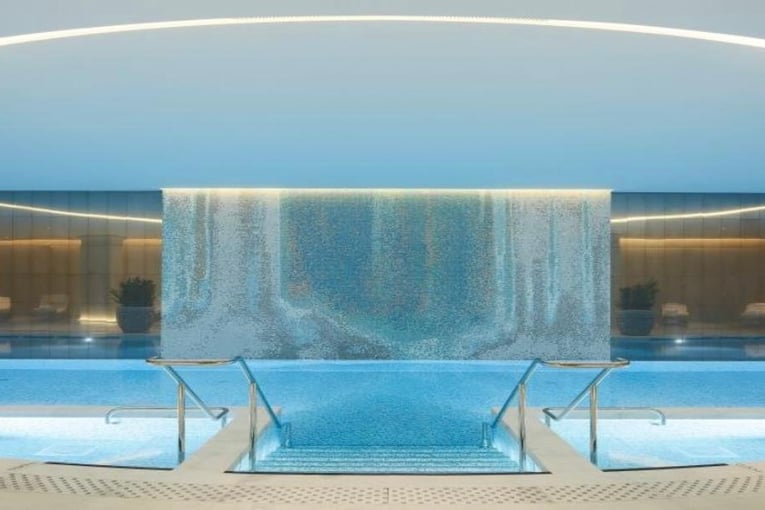 Peninsula Paris ppr-pool-entrance-1-708