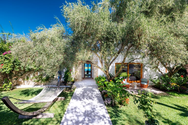 Porto Zante 02 - Lush garden