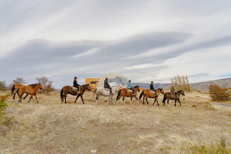 Pristine El Calafate Luxury Camp, Argentina – Patagonie | Exclusive Tours calafate-cabalgata-scaled