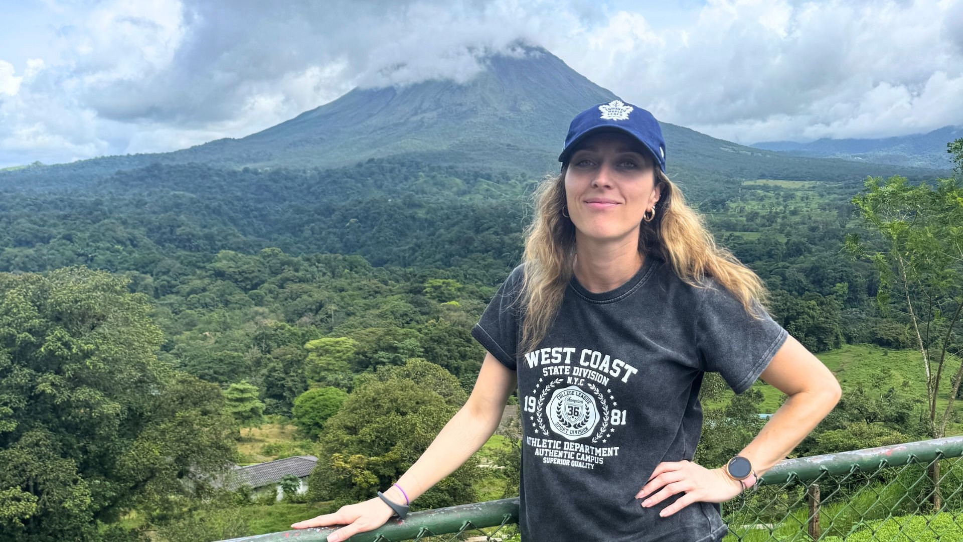 žena, příroda, sopka