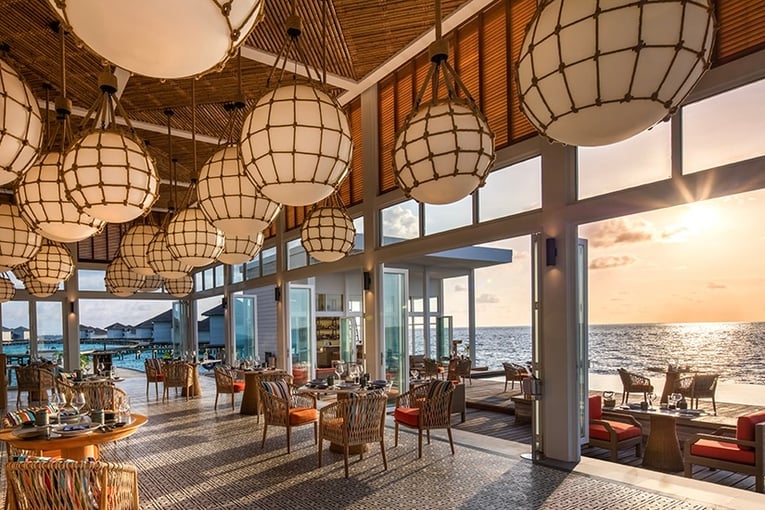 Raffles Maldives Meradhoo Resort RMM_1624701_Yuzu_Sunset