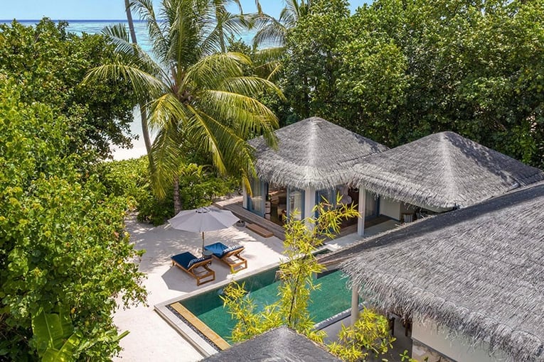 Raffles Maldives Meradhoo Resort RMM_1625973_Raffles_Royal_Residence_Exterior