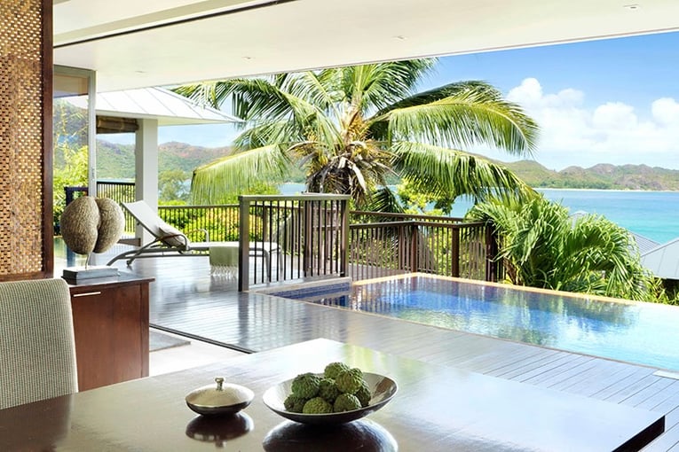 Raffles Seychelles RPS_One-Bedroom-Oceanview-Villa-Dining