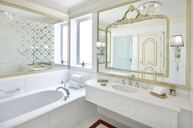 Raffles The Palm Pictures All rooms bathroom (2)