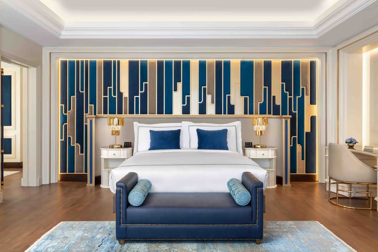 Ritz-Carlton, Istanbul istrz-bedroom-8168-hor-clsc