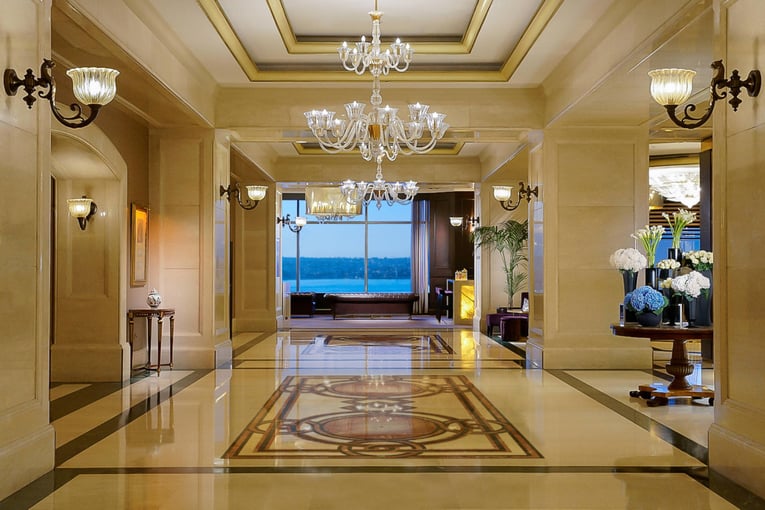 Ritz-Carlton, Istanbul istrz-lobby-8989-hor-clsc-1