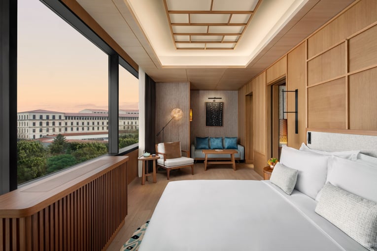 Ritz-Carlton, Istanbul rz-istrz-suite-40595_Classic-Hor-1