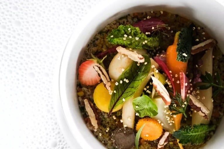 Rosewood Castiglion del Bosco, Itálie – Montalcino | Exclusive Tours RWCdB_CampodelDrago_Vald’Orcia’sMillet,Wood Sorrel,Walnuts,GardenVegetables_TALL-LARGE-9-16