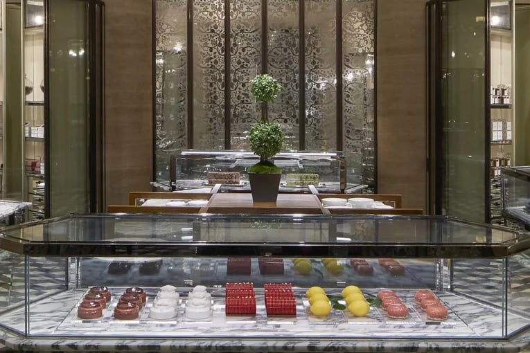 Rosewood Hong Kong, Čína – Hong Kong | Exclusive Tours rwhkg-the-butterfly-patisserie_SQUARE-LARGE-1-1